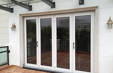 家里裝修塑鋼門(mén)窗到底換不換，給你一個(gè)滿(mǎn)意的答案